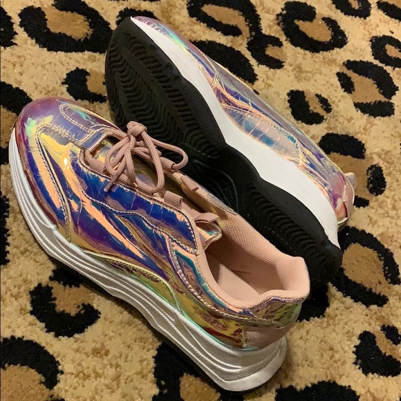 ASOS holographic flatform sneaker - Picture 3 of 3